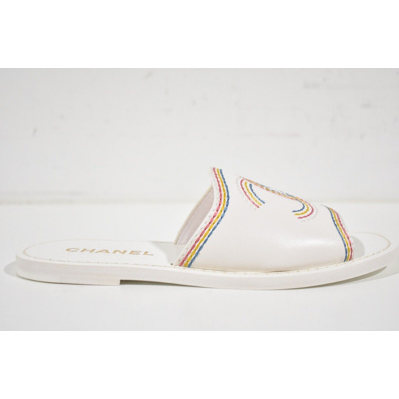 Chanel 21P White Multicolor Lambskin Leather CC Logo Slide Sandal Mule Flat 36 - Picture 2 of 12